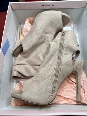 No.100 JustFab Miranda Peep-Toe Slouch Ankle Booties